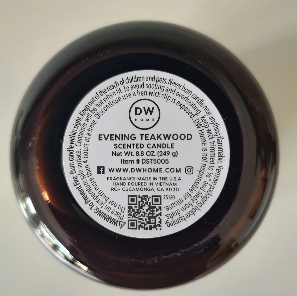 DW Home Evening Teakwood Candle New Unused 8.8 Oz